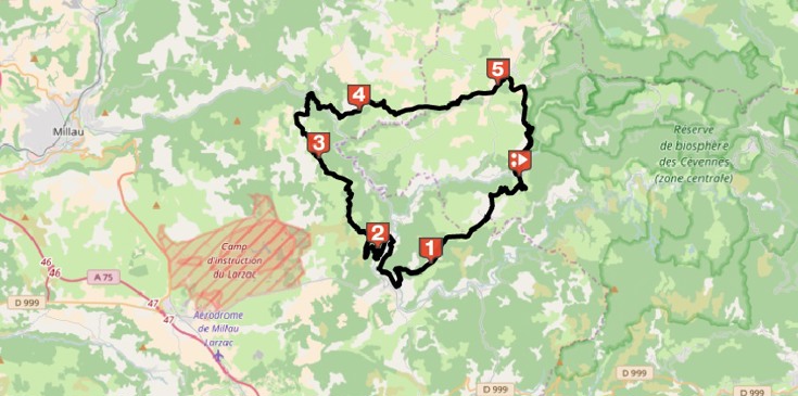 De causse en causse ** De causse en causse **